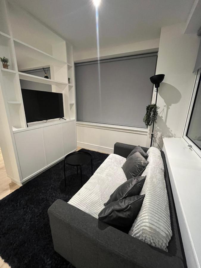 Aeropartment & Aerotel, London Heathrow Airport, Terminal 4, Ev Stations & Cheap Parking On Site! ฮิลลิงดัน ภายนอก รูปภาพ
